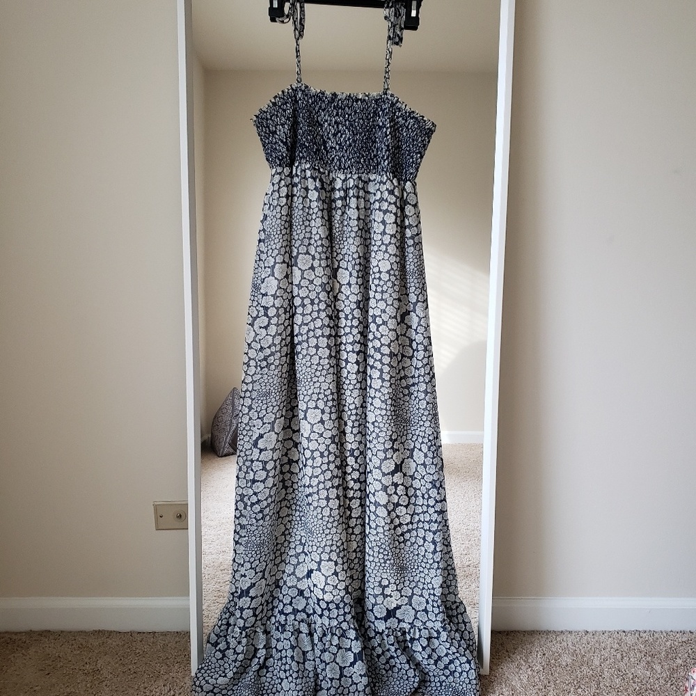 Beautiful Flowy Maxi Dress